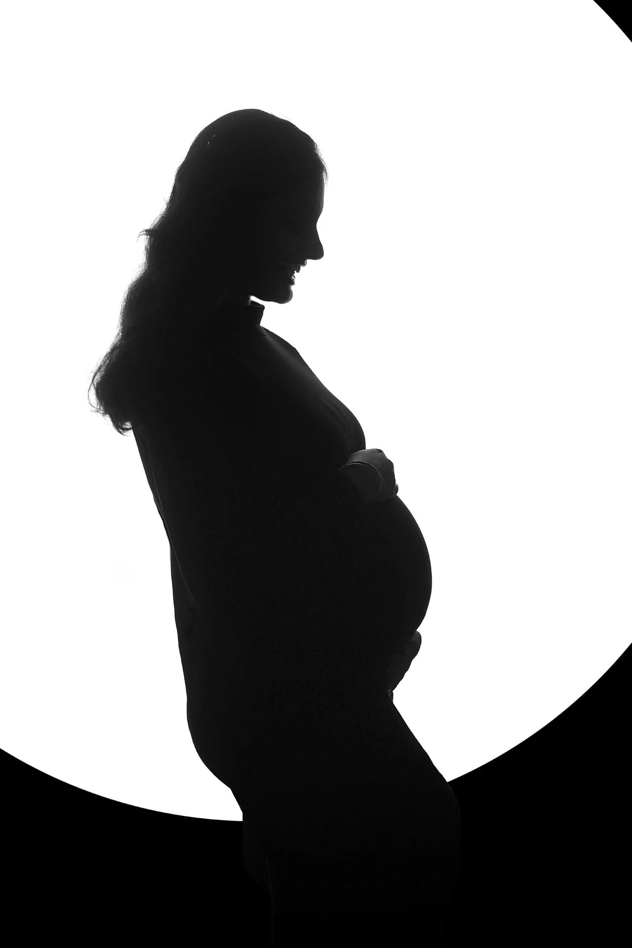 silhouette maternity photos
