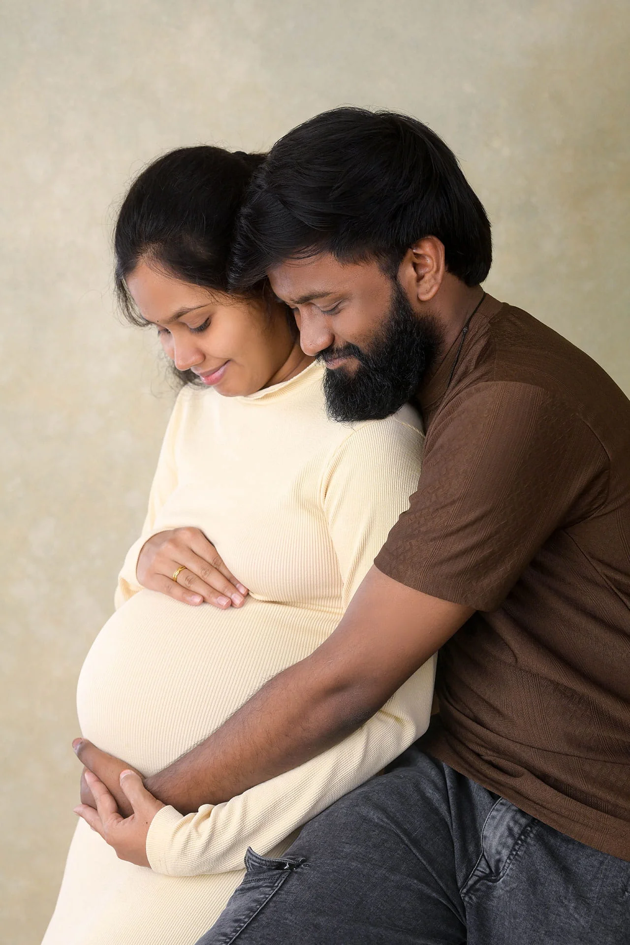 maternity couple shot