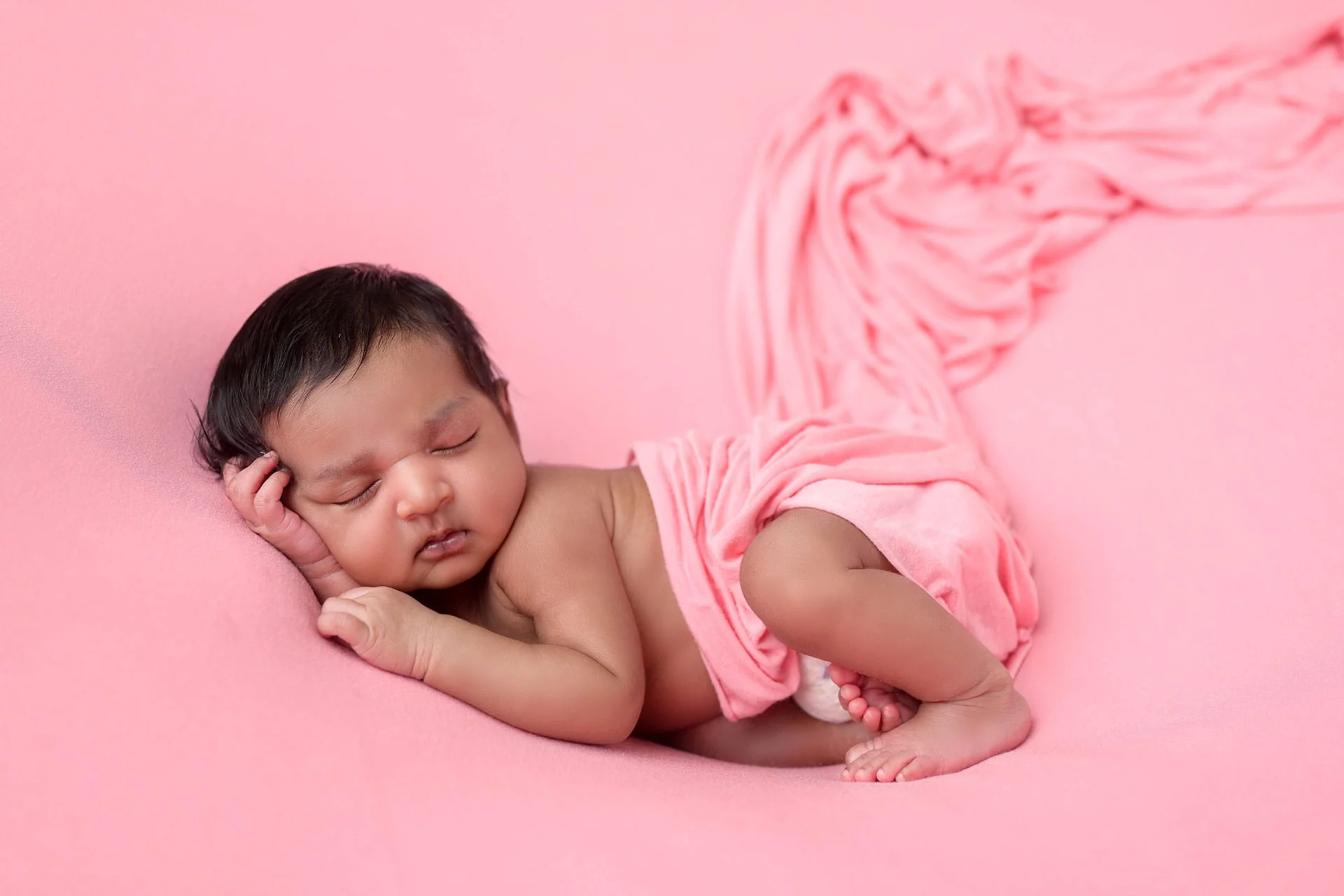 pink newborn photoshoot